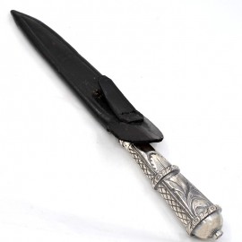 KNIFE WITH SILVER HANDLE...