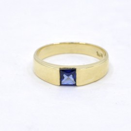 RING IN 18K GOLD AND SAPPHIRE