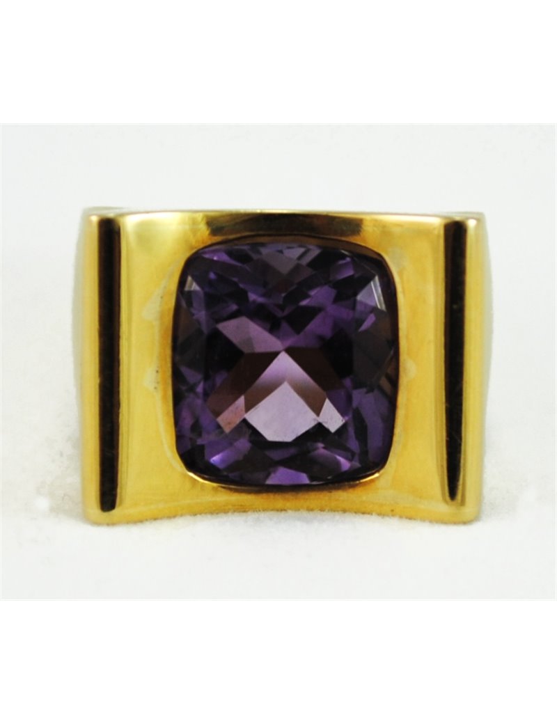 18K GOLD RING WITH AMETHYST
