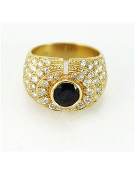 18K GOLD WITH SAPPHIRE AND DIAMONDS RING