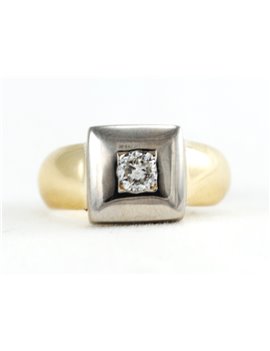 18K GOLD AND DIAMONDS RING
