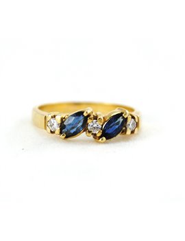 18K GOLD WITH DIAMONDS AND SAPPHIRE RING