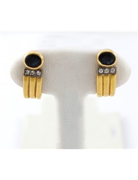 18K GOLD WITH DIAMONDS AND SAPPHIRE EARRING