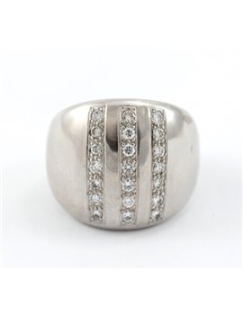 18K WHITE GOLD WITH DIAMONDS RING