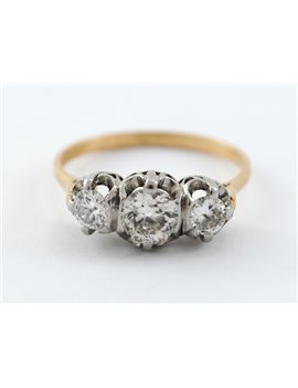 18K GOLD WITH DIAMONDS RING